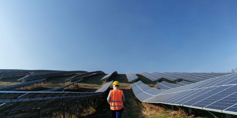 10 vantagens da energia solar para indústrias